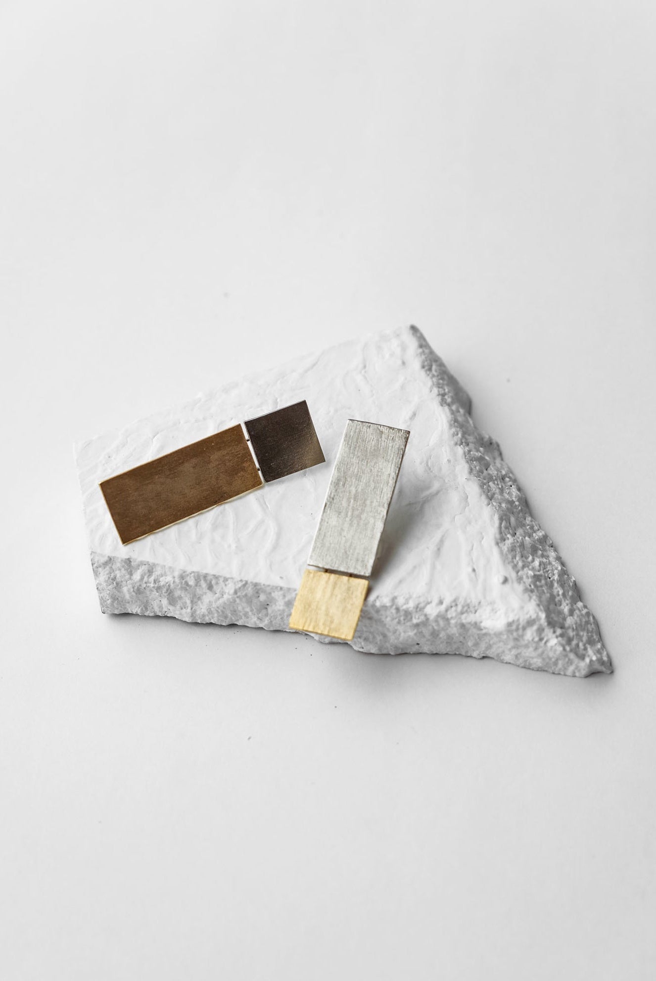 Imperfect Perfection Earrings - CiceroniDE'ANMA