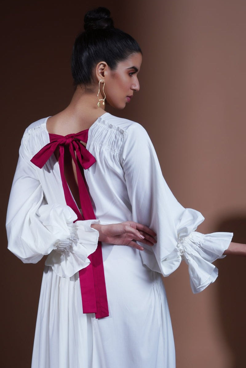 Incarnata Alba Dress - CiceroniDressesEkastories