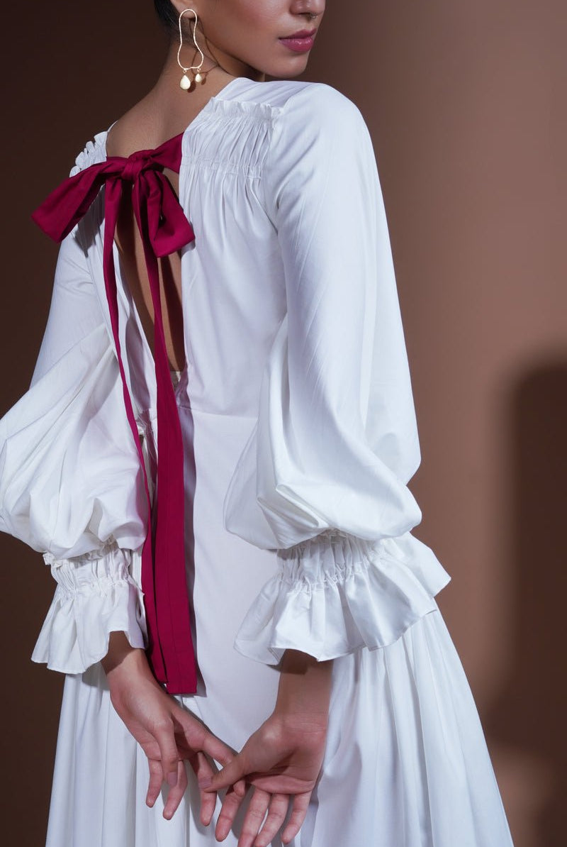 Incarnata Alba Dress - CiceroniDressesEkastories