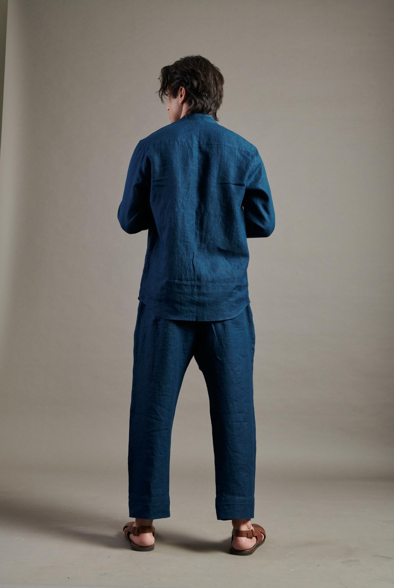 Indigo Linen Band Collar Shirt - CiceroniShirtsSaphed