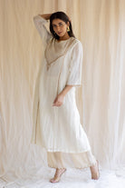 Ivory White Fridaus Abho and Izaar - CiceroniNirjara