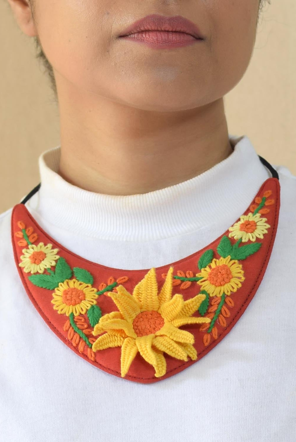 Kakoli Neckpiece - Red - CiceroniNeckpiecePaulami