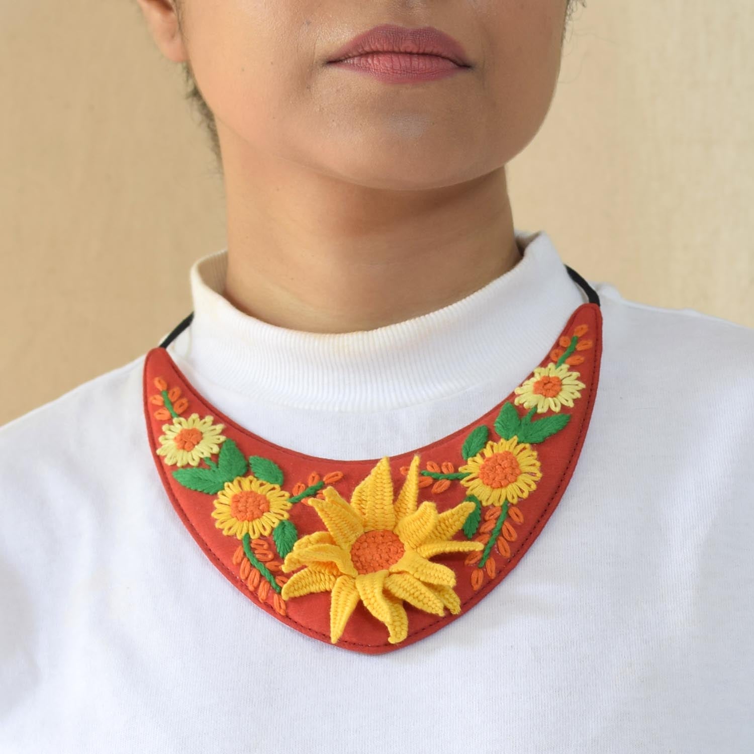 Kakoli Neckpiece - Red - CiceroniNeckpiecePaulami