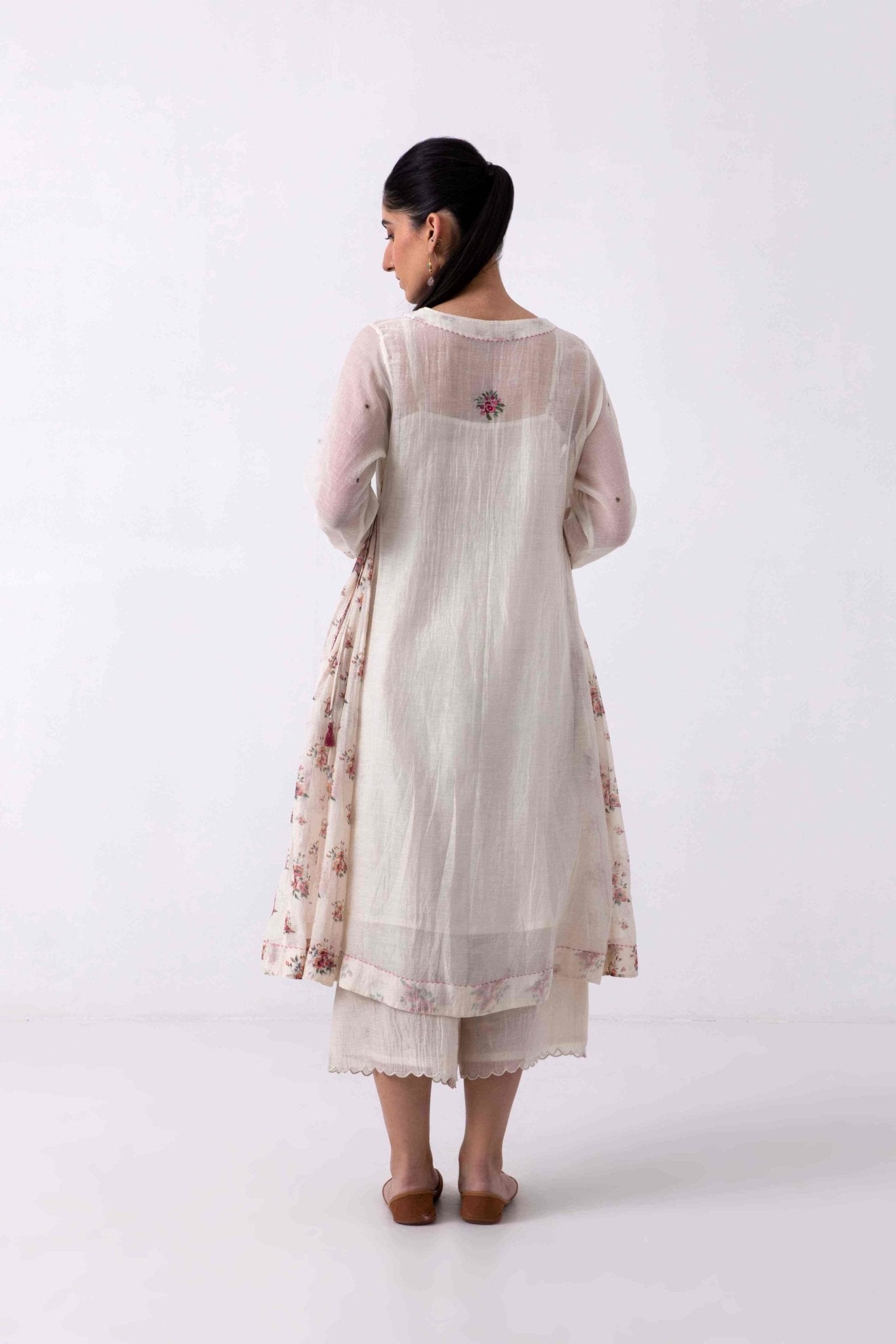 Kavya Rose Kurta Set in White - Ciceronikurta set, Festive wearLabel Shreya Sharma