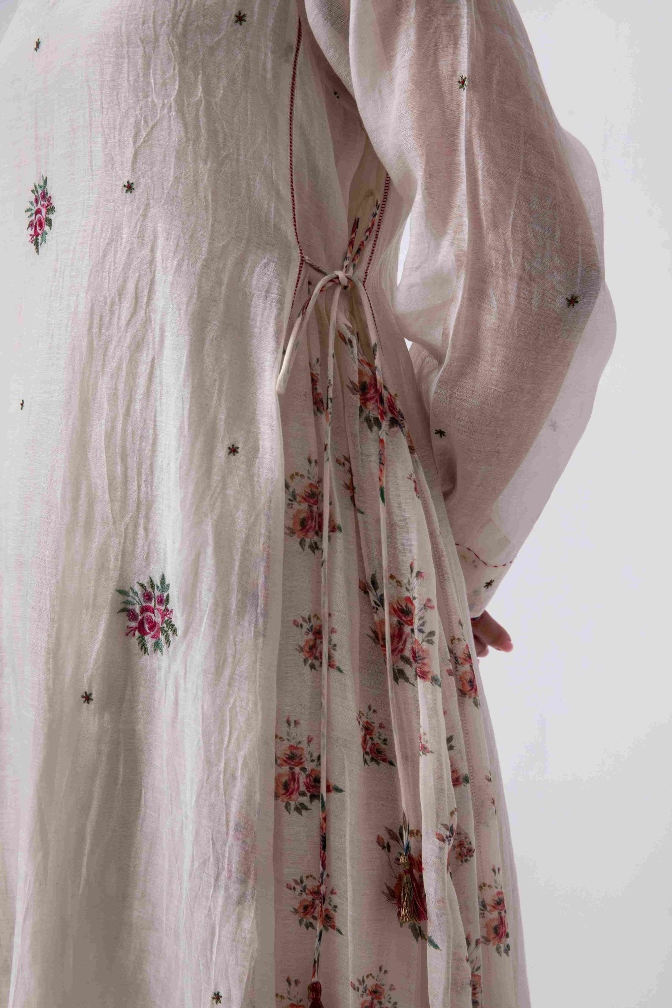 Kavya Rose Kurta Set in White - Ciceronikurta set, Festive wearLabel Shreya Sharma