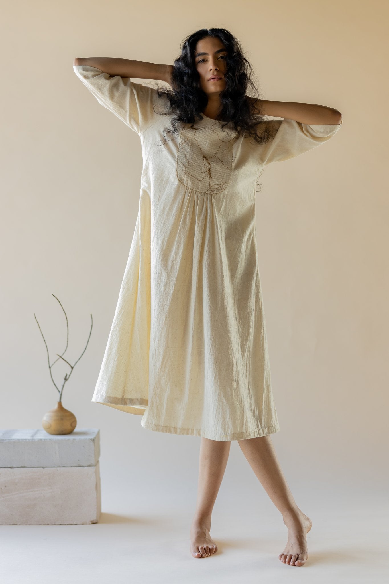 Kaya Off-White Midi Dress - CiceroniDressesNirjara