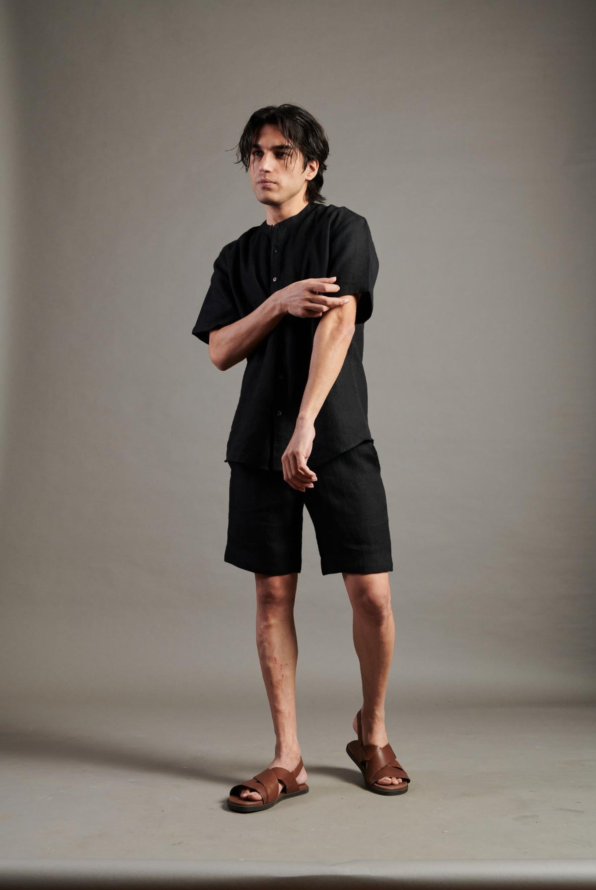 Kohl Linen Half Sleeves Band Collar Shirt - CiceroniShirtsSaphed