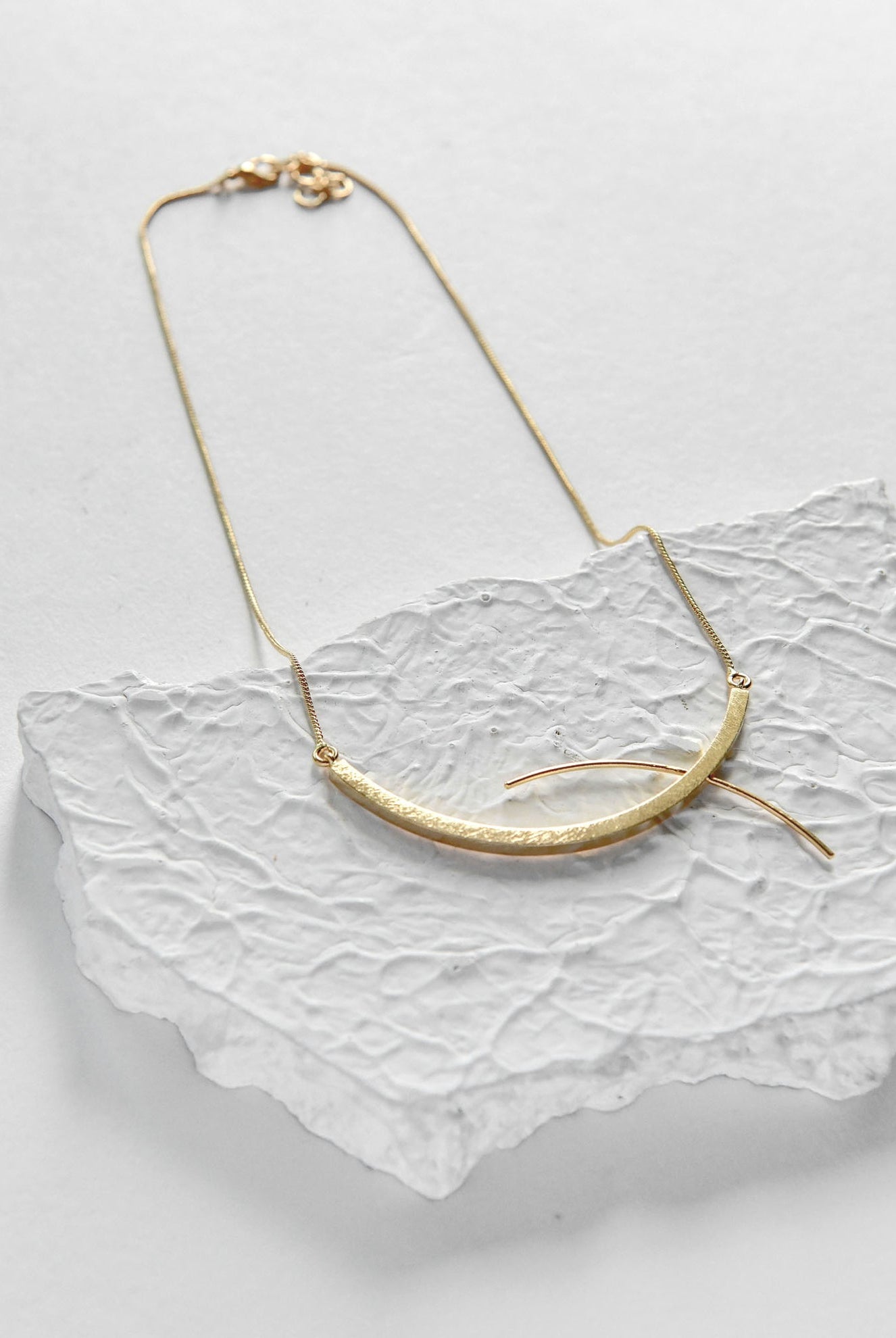 Koi Charm Neckpiece - CiceroniDE'ANMA