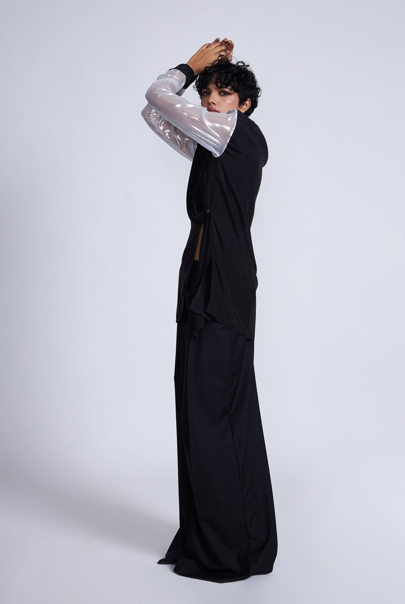 Kuro AsymmetrIcal Shirt - CiceroniShirtAdvait