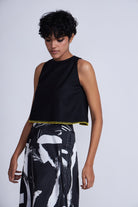 Kuro Cropped Shirt - CiceroniTopsAdvait