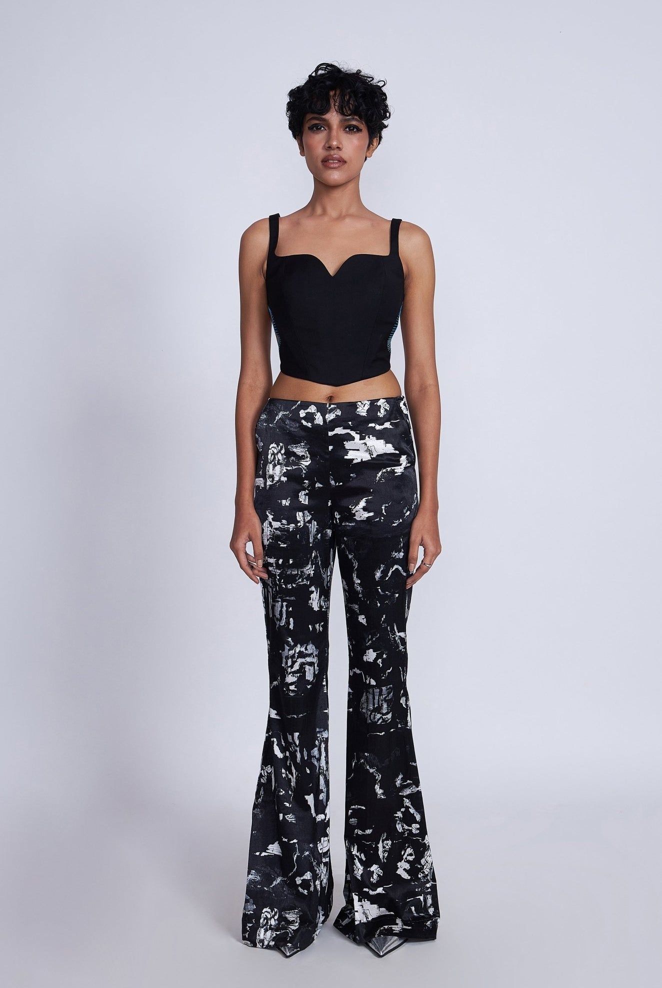 Kuro Cut-Out Corset - CiceroniCrop top, CorsetAdvait