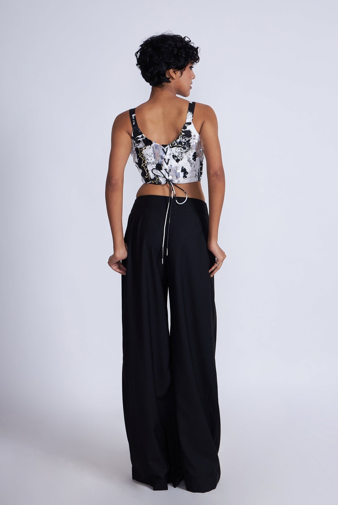 Kuro Pleated Trousers - CiceroniTrousersAdvait