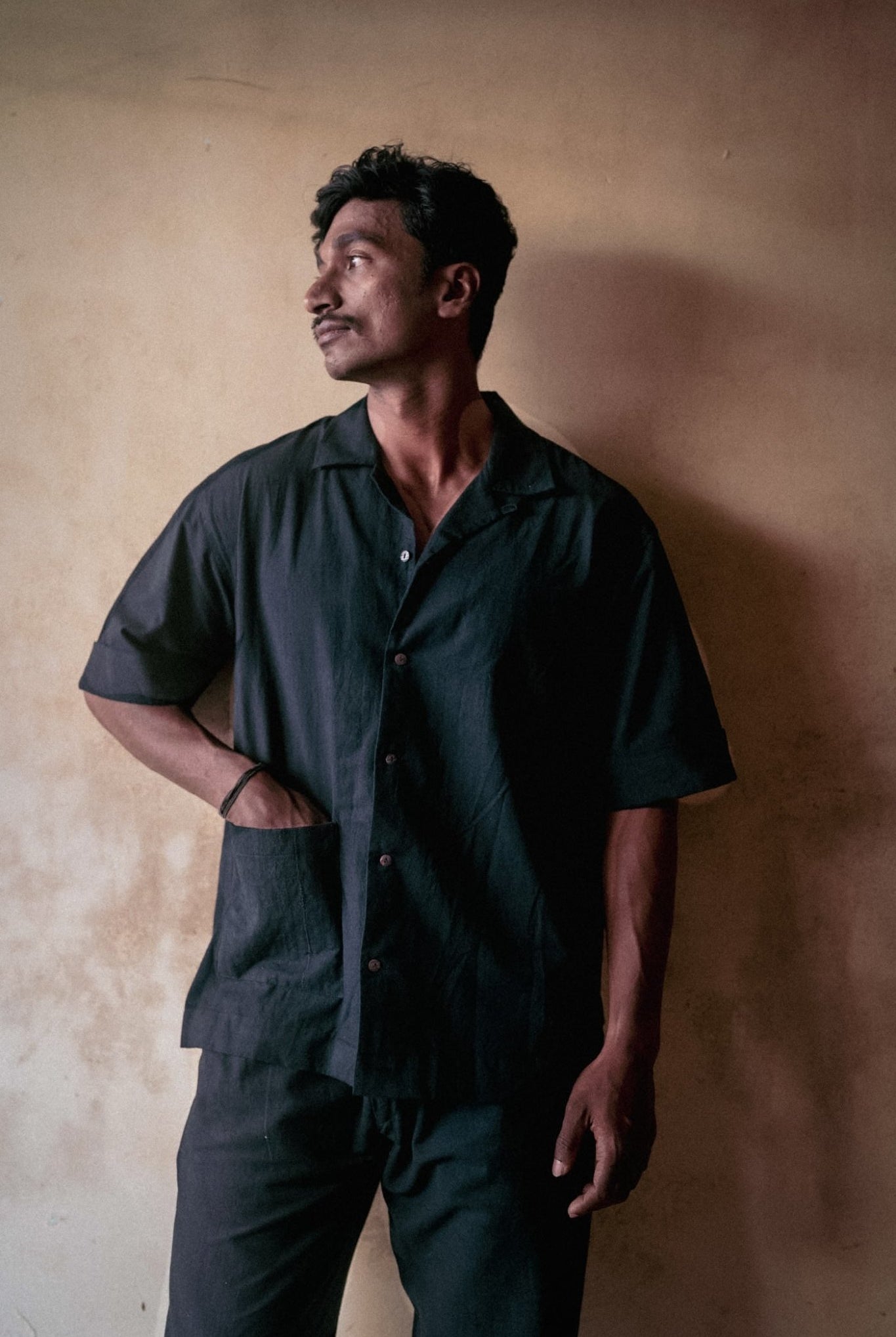 Kuro Shirt - CiceroniShirtDeeta