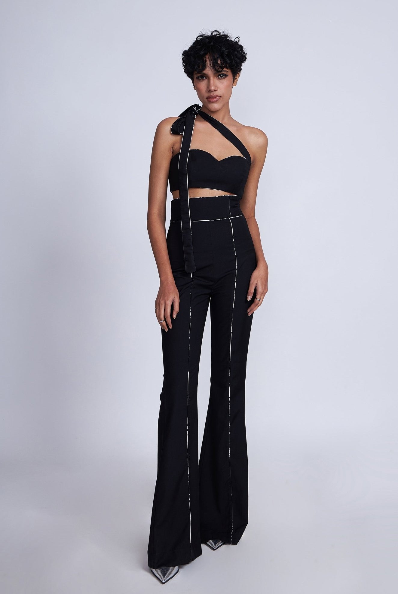 Kuro Tie-up Bustier - CiceroniBustierAdvait