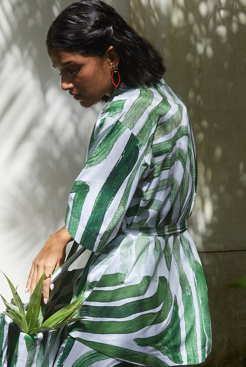 Kyoto Top In Green Abstract Print - CiceroniHappi Space