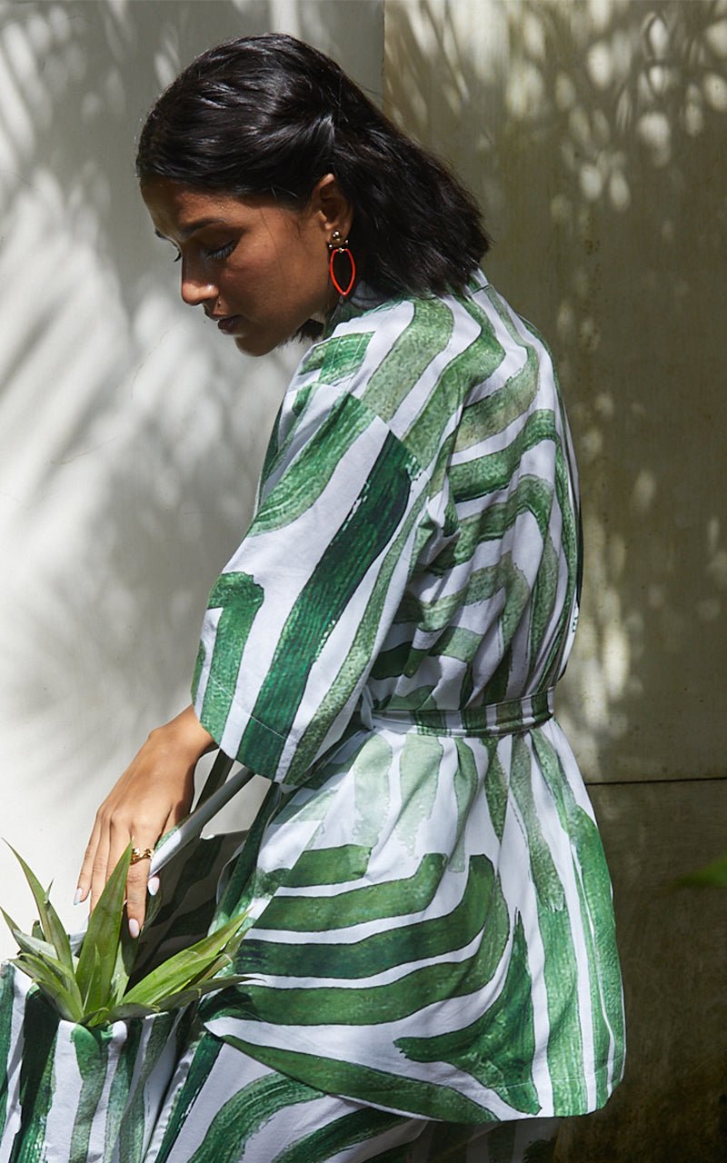 Kyoto Top In Green Abstract Print - CiceroniHappi Space