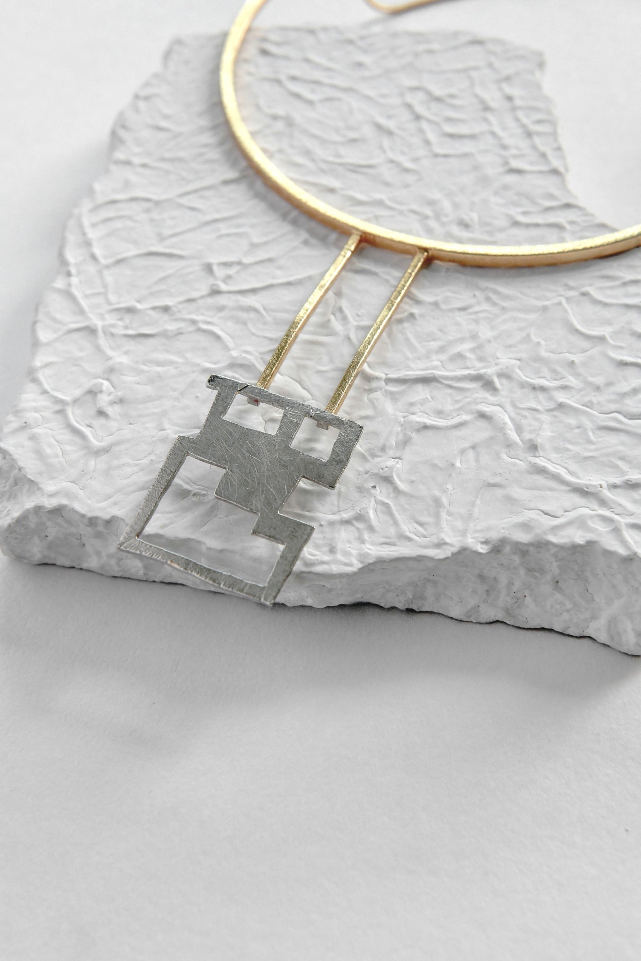 LA NIUT Neckpiece - CiceroniDE'ANMA