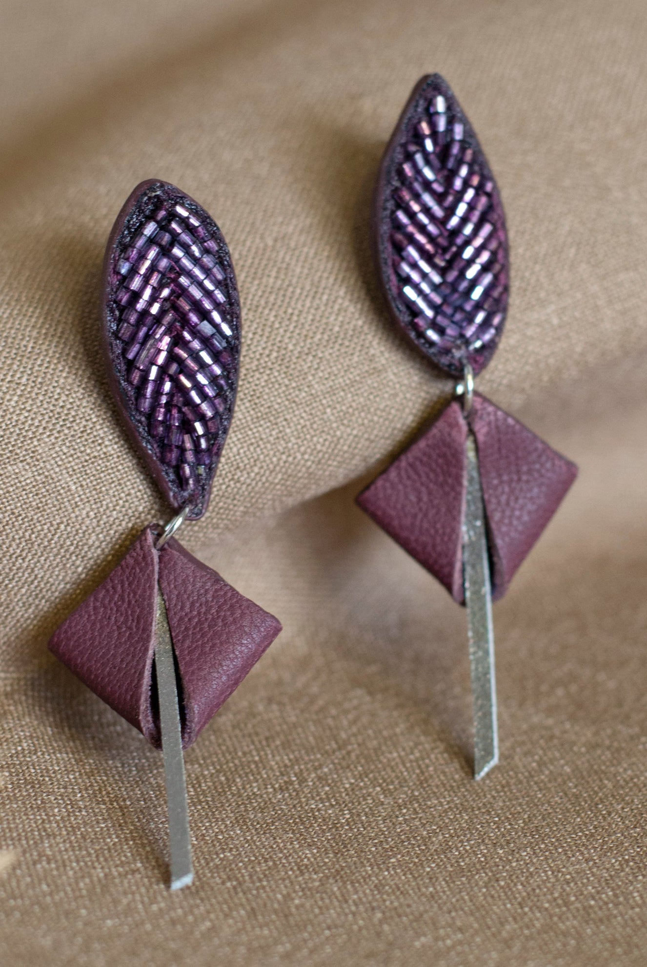 Leaf Embroidered Studs - CiceroniNoupelle