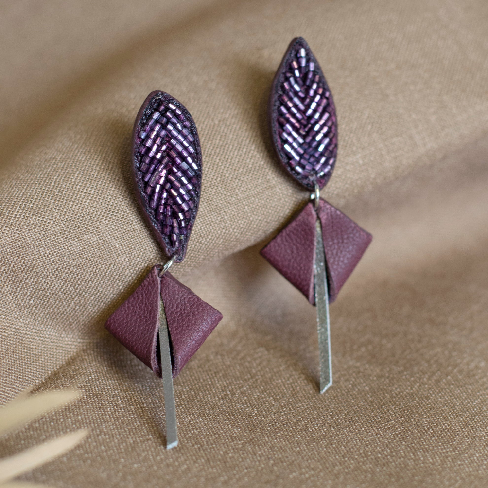 Leaf Embroidered Studs - CiceroniNoupelle