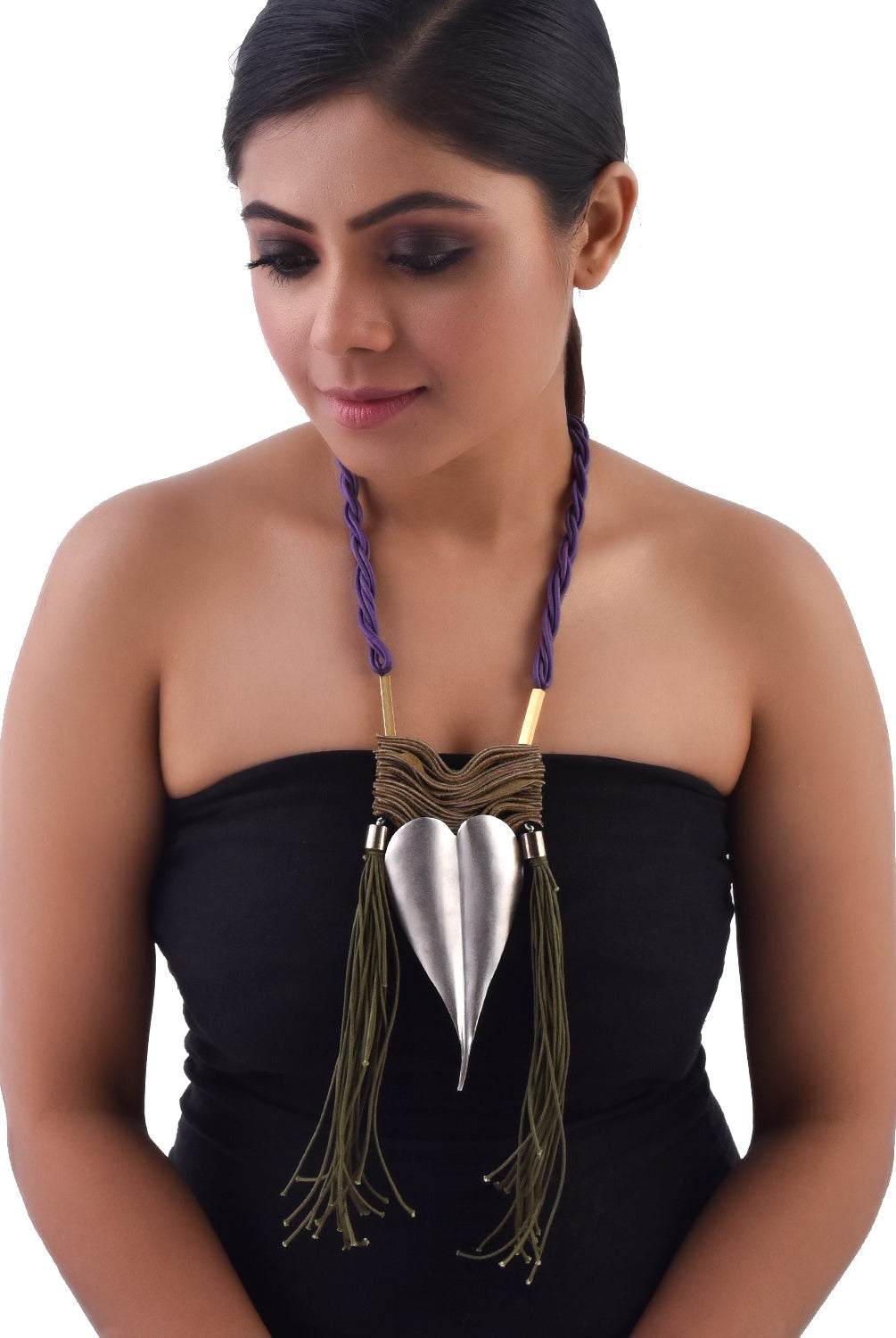 Lure Neckpiece - CiceroniNeckpieceZaza by Somya