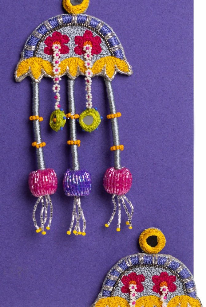 Macché! - CiceroniEarringsKrutiArts