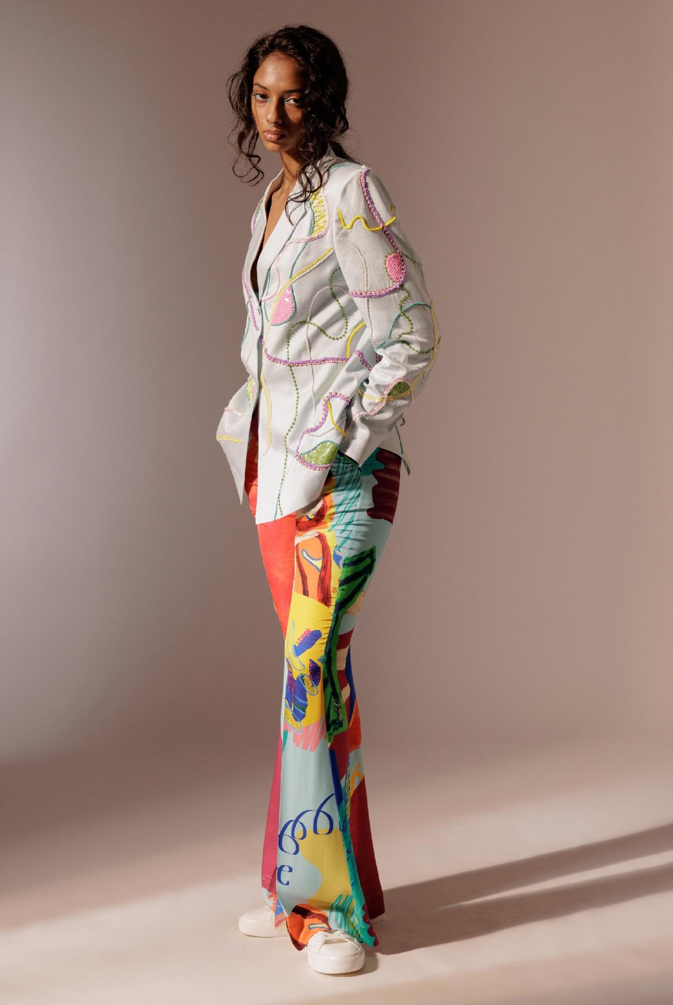 Maia Embroidered Blazer - CiceroniBlazersAdvait