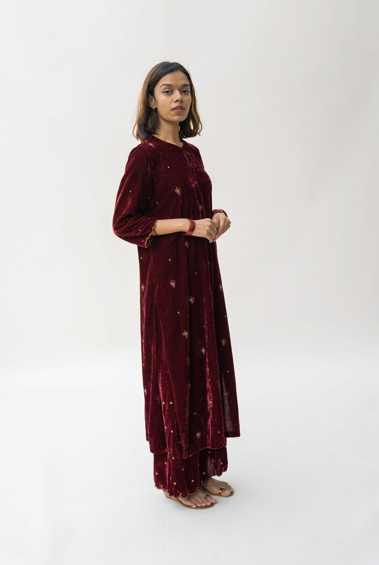 Maroon Noorah Velvet Kurta Set (set of 2) - CiceroniNirjara