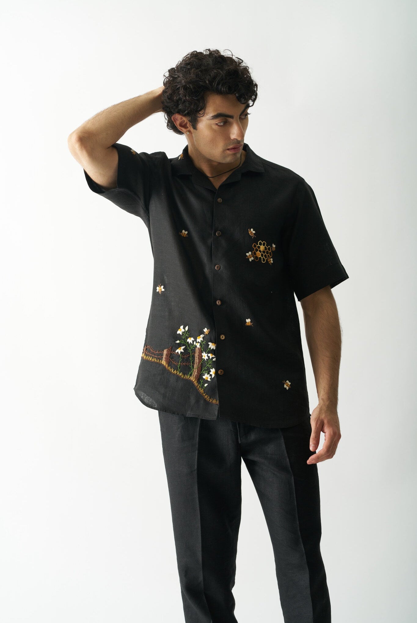 Mens Hand Embroidered Pure Linen Shirt - Buzzing Bees - CiceroniShirtCultura Studio