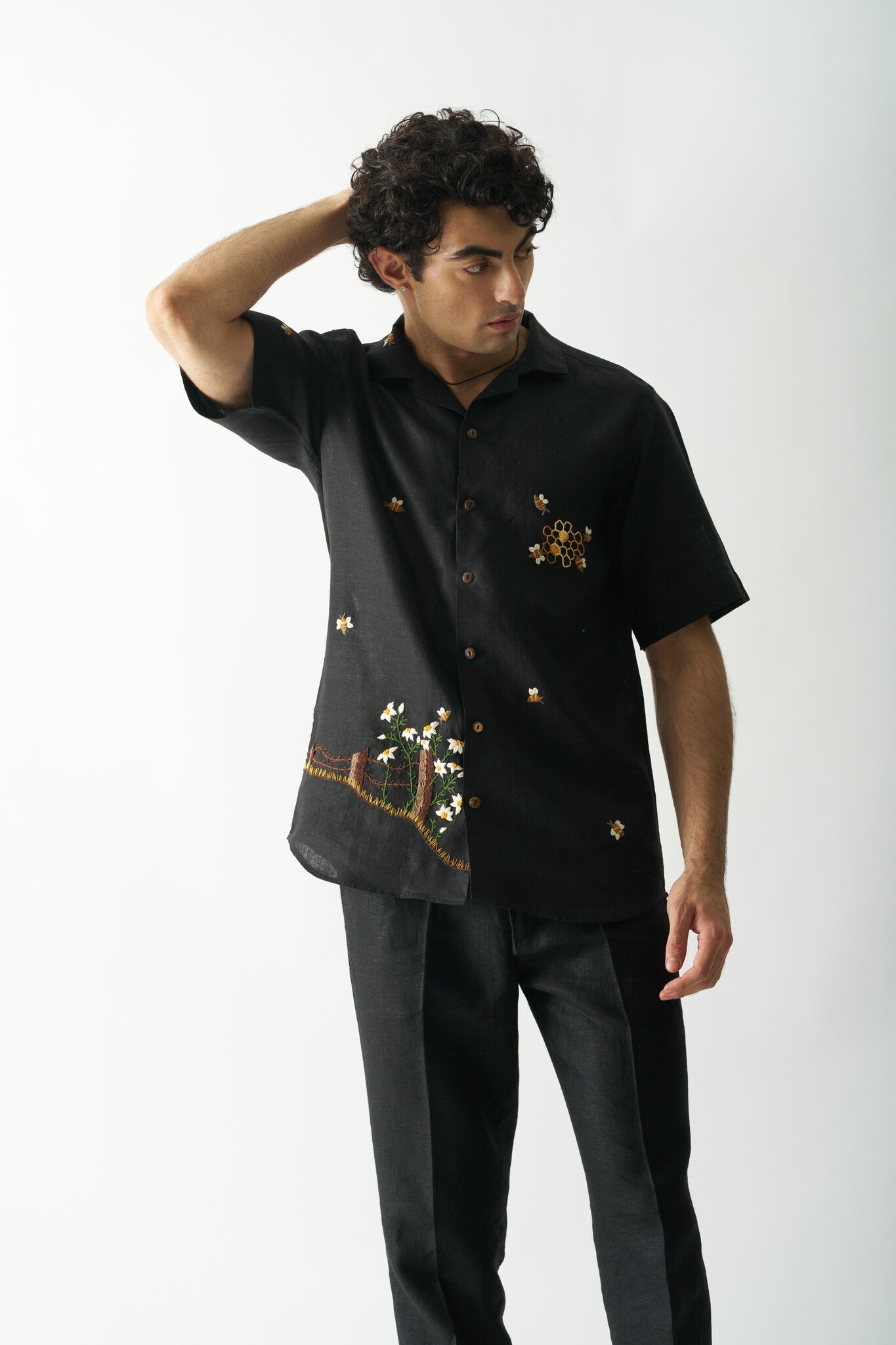 Mens Hand Embroidered Pure Linen Shirt - Buzzing Bees - CiceroniShirtCultura Studio