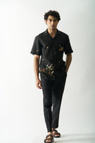Mens Hand Embroidered Pure Linen Shirt - Buzzing Bees - CiceroniShirtCultura Studio