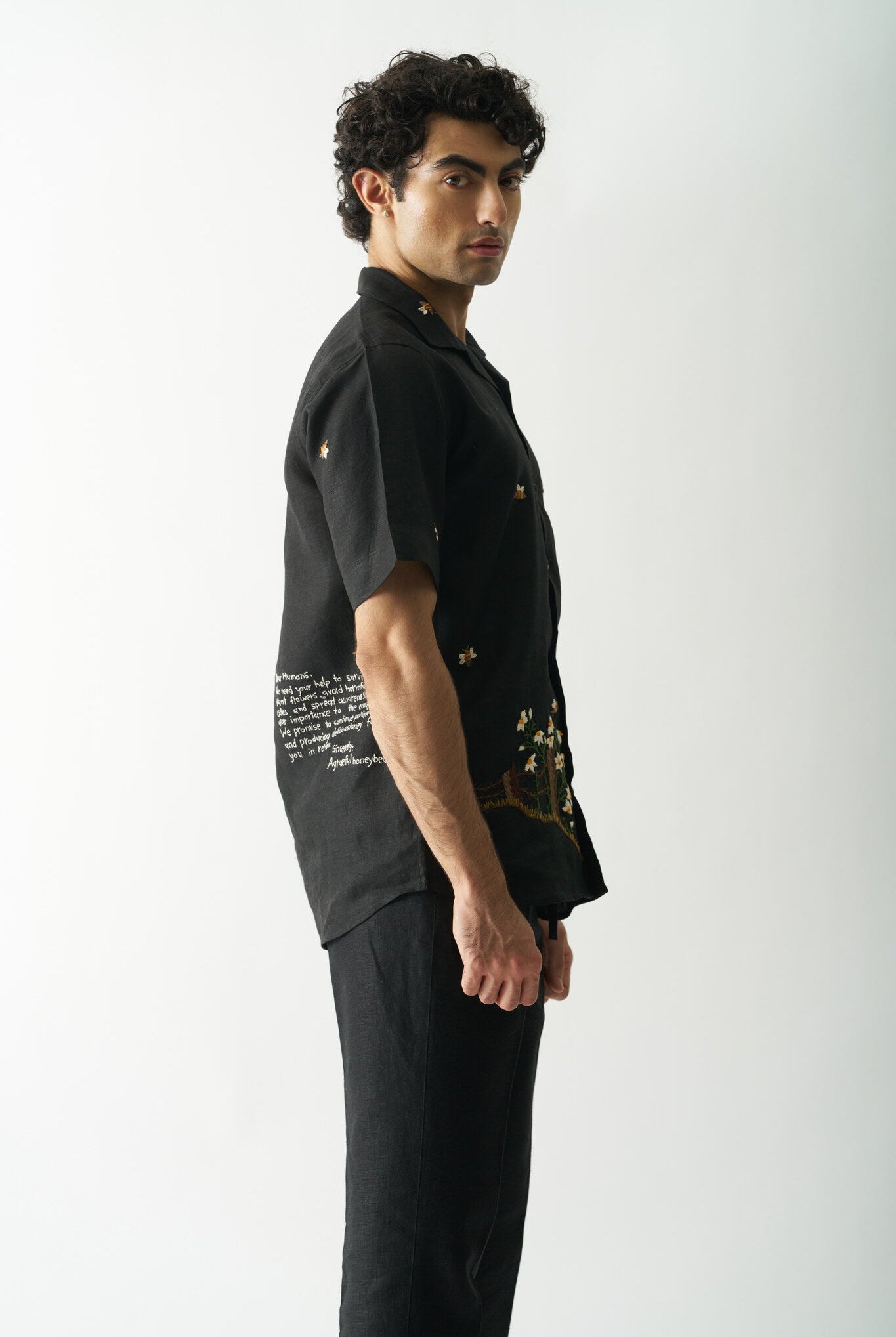 Mens Hand Embroidered Pure Linen Shirt - Buzzing Bees - CiceroniShirtCultura Studio