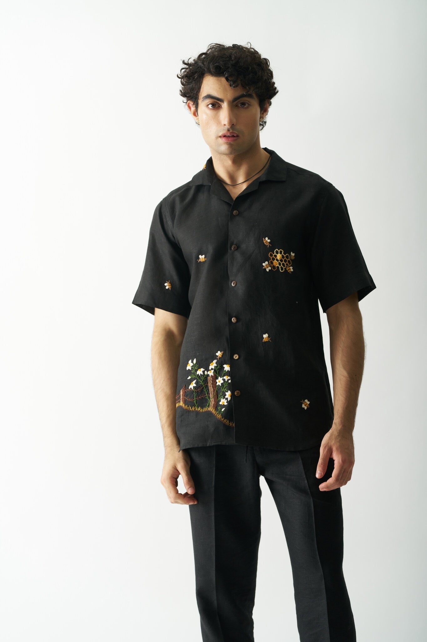 Mens Hand Embroidered Pure Linen Shirt - Buzzing Bees - CiceroniShirtCultura Studio