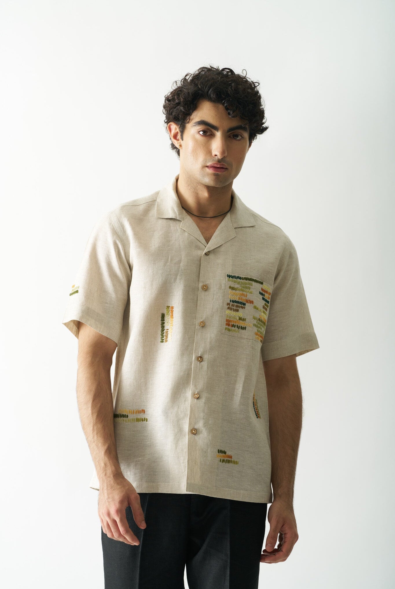 Mens Hand Embroidered Pure Linen Shirt - Classical Elegance - CiceroniShirtCultura Studio