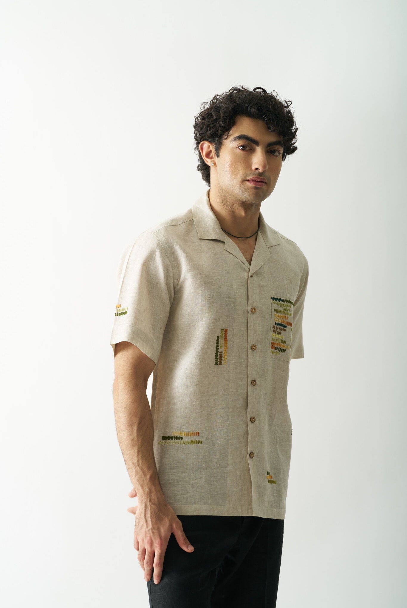Mens Hand Embroidered Pure Linen Shirt - Classical Elegance - CiceroniShirtCultura Studio