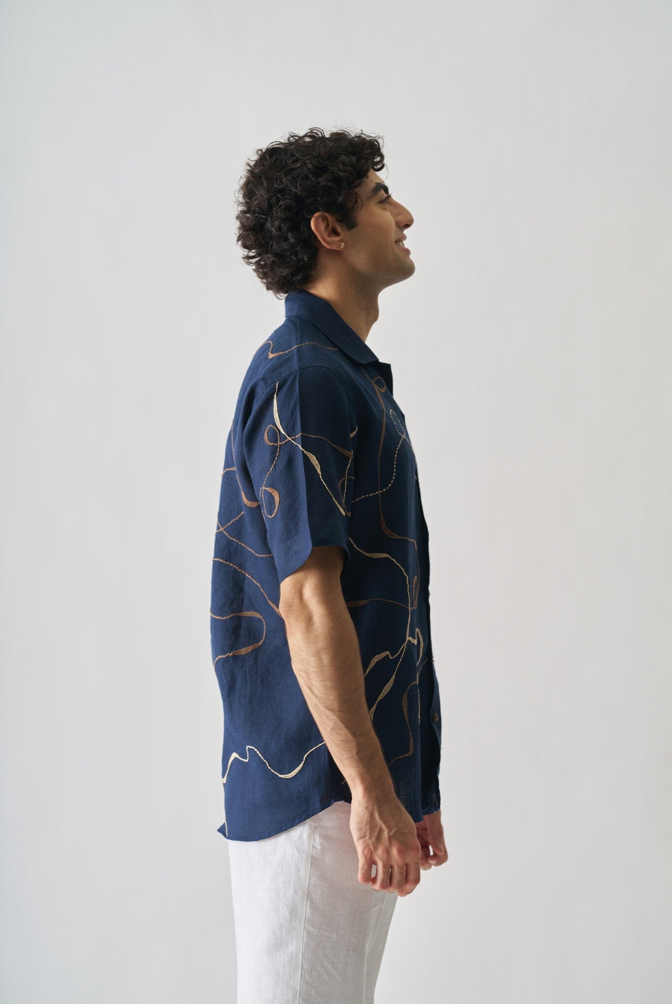 Mens Hand Embroidered Pure Linen Shirt - Imperial Accent - CiceroniShirtCultura Studio