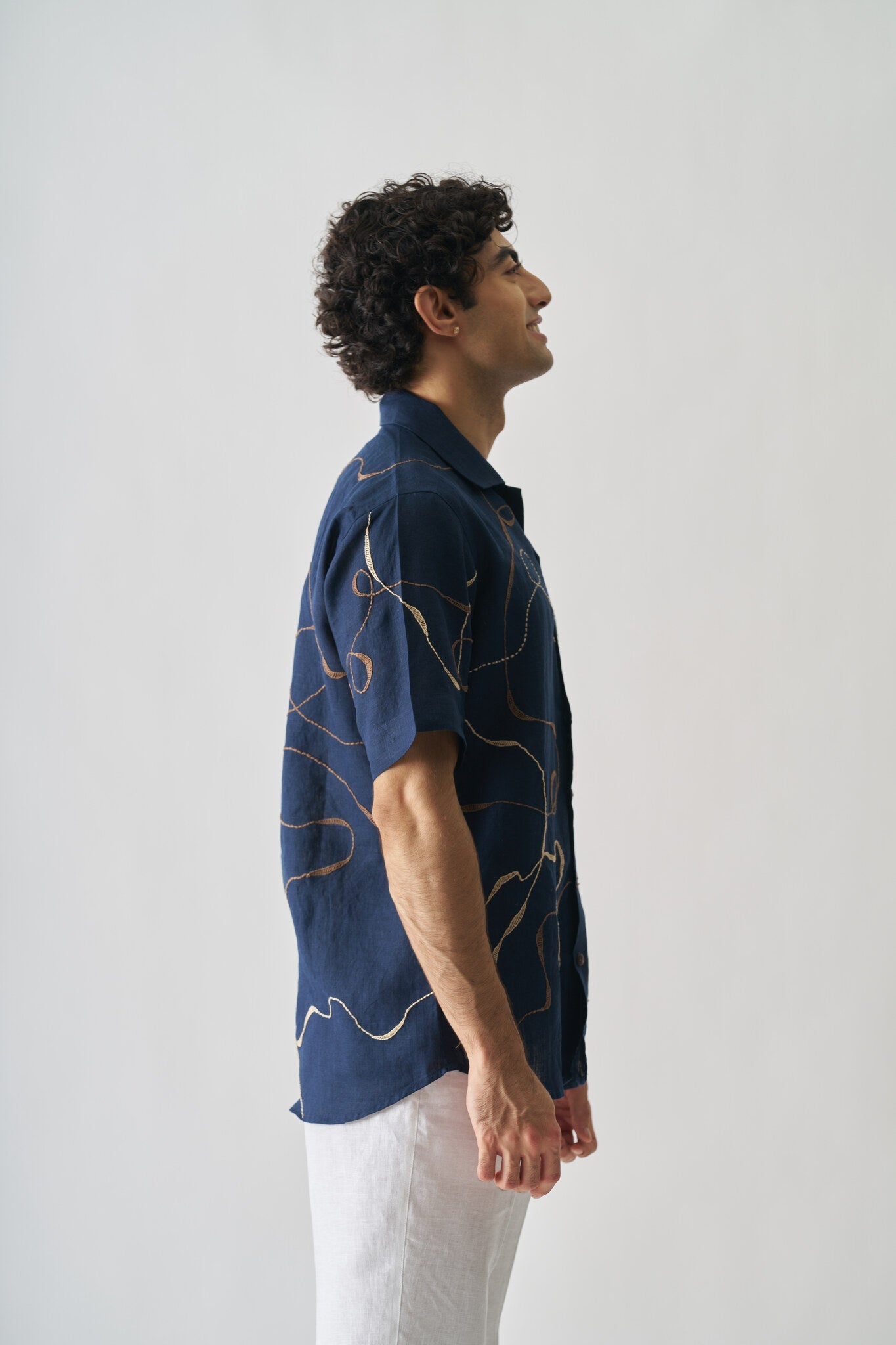 Mens Hand Embroidered Pure Linen Shirt - Imperial Accent - CiceroniShirtCultura Studio
