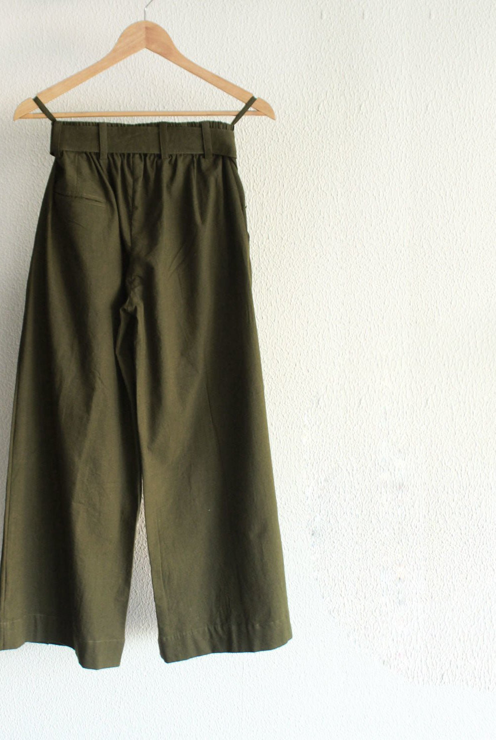 Moss Olive Double Pleat Pants - CiceroniPantsRias Jaipur
