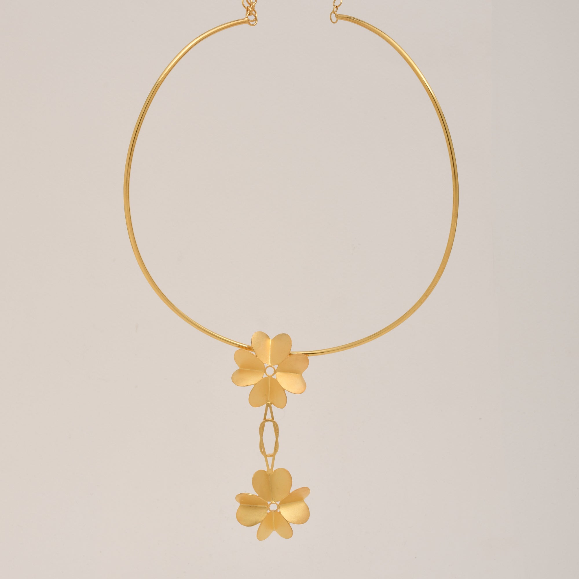 Neckpiece With Flora - CiceroniNeckpieceZaza by Somya