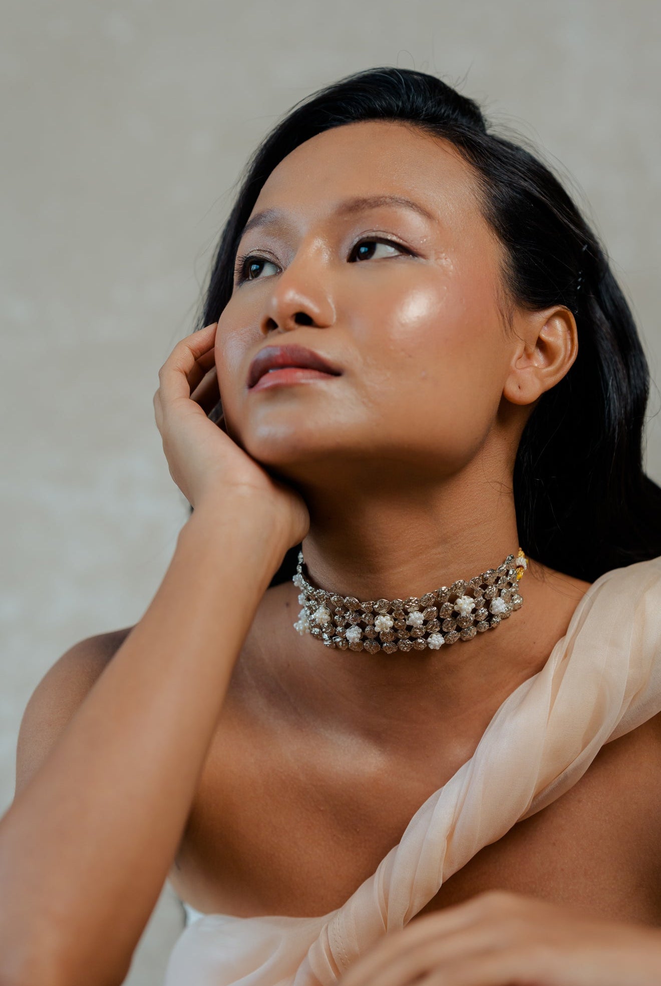 Noor Choker - CiceroniAarjavee