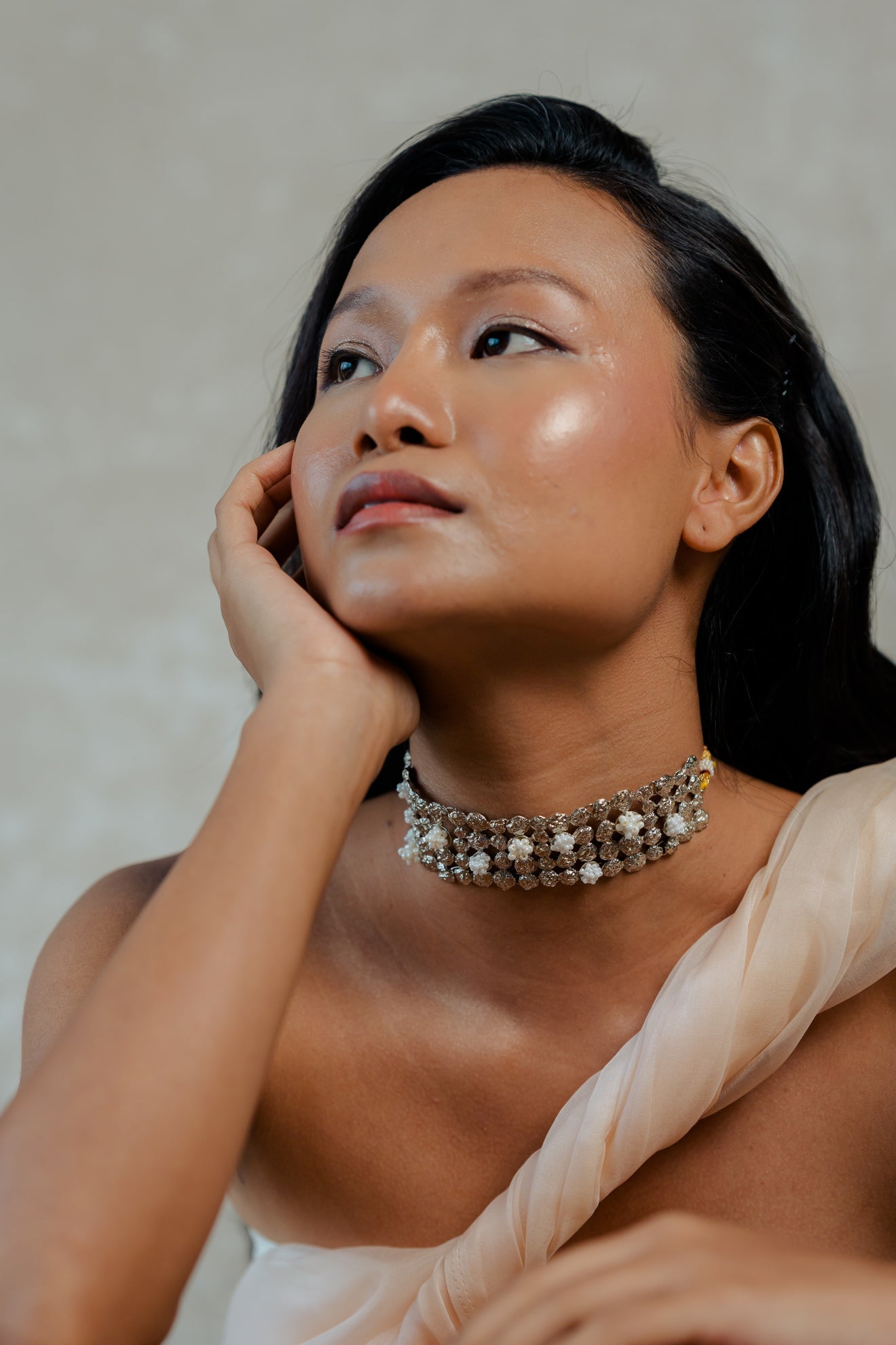 Noor Choker - CiceroniAarjavee