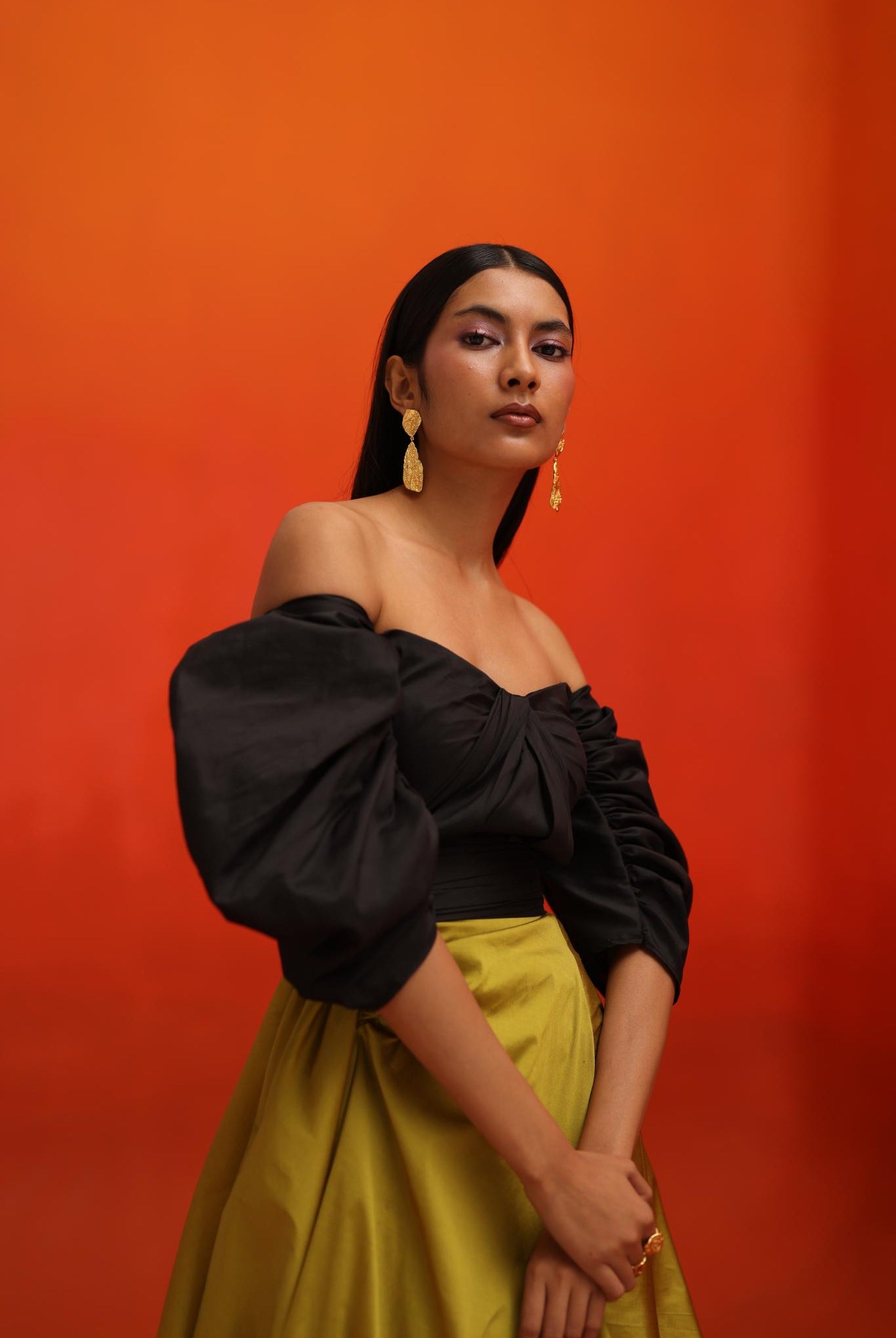 Oak Danglers - CiceroniEarringsStudio Kassa