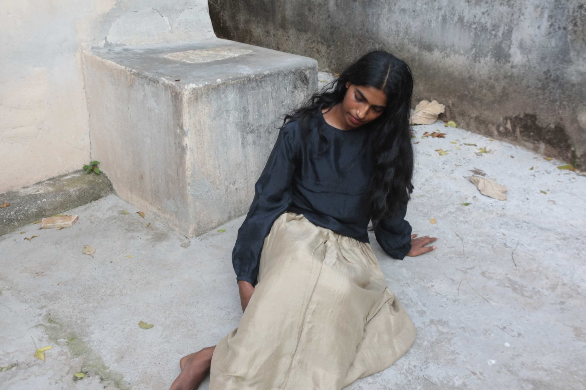 Oat Skirt & Charcoal Blouse - Ciceroniskirtwith N.