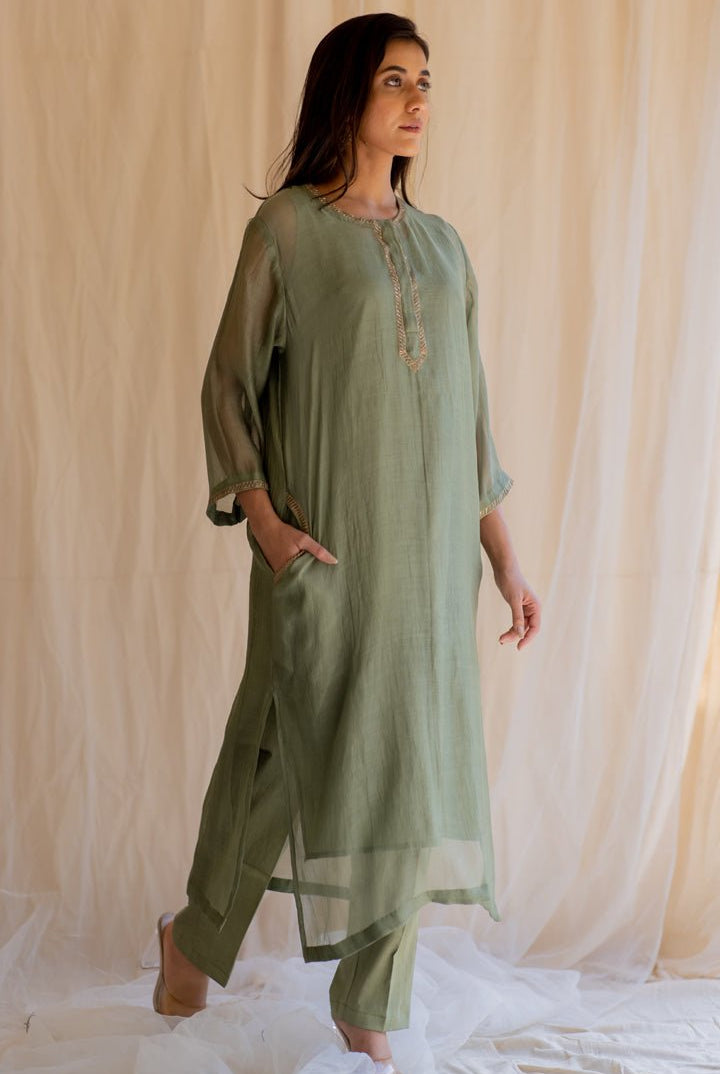 Olive Gul Seedh Kurta Set - CiceroniNirjara
