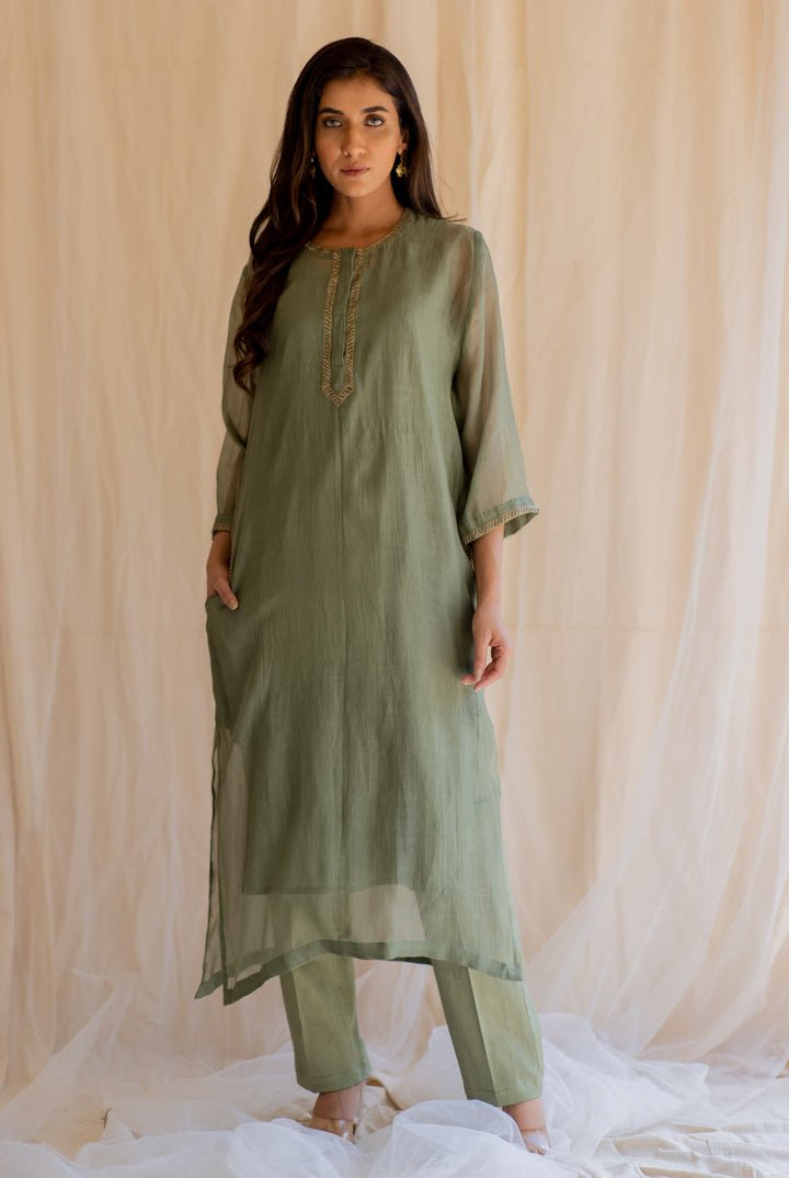 Olive Gul Seedh Kurta Set - CiceroniNirjara