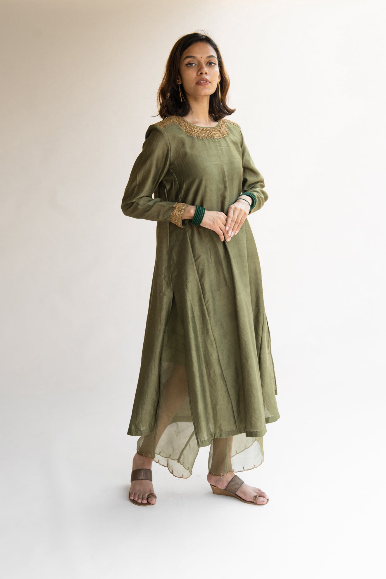 Olive Zeenat Kurta Set - CiceroniNirjara