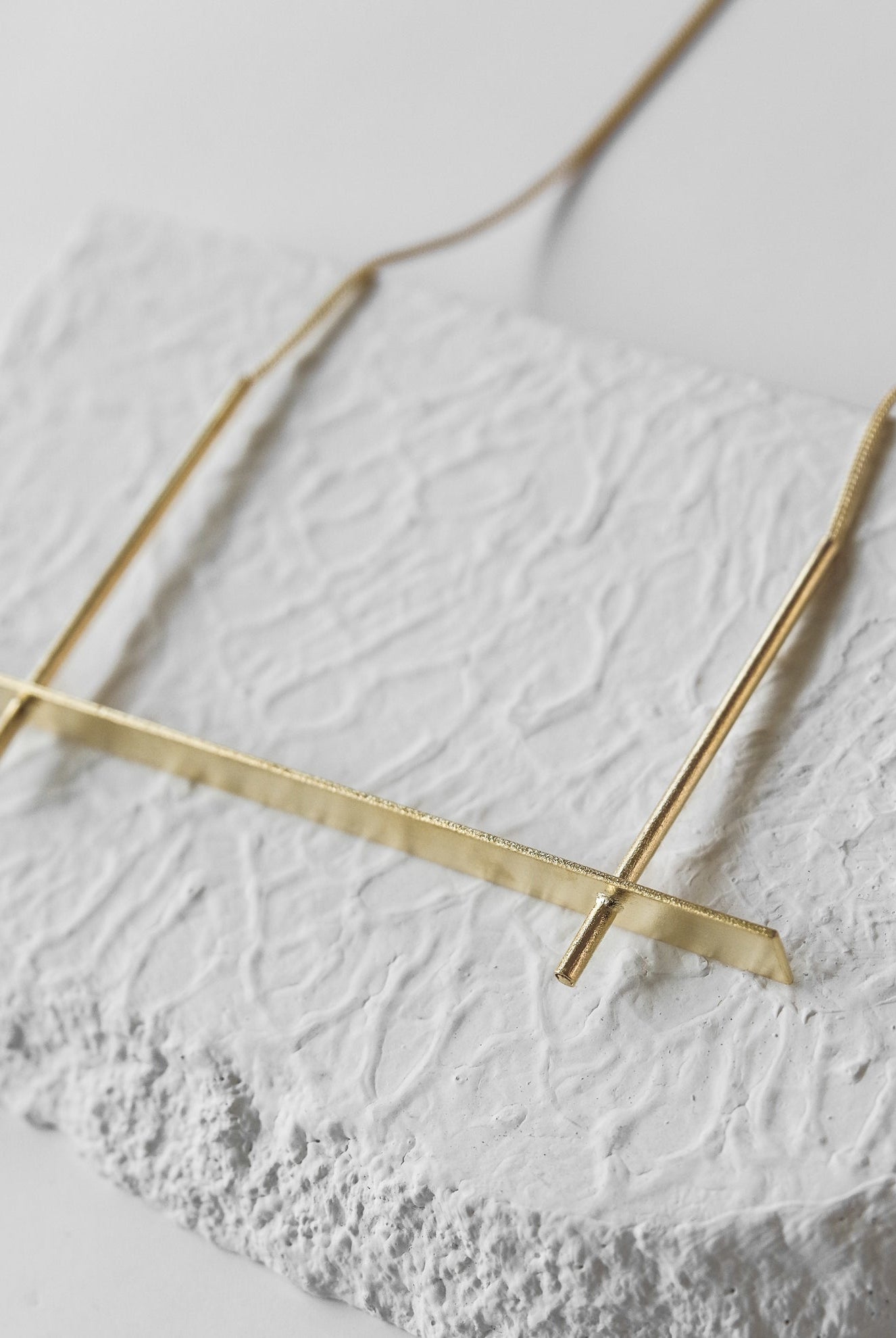 Oscillate Neckpiece - CiceroniDE'ANMA