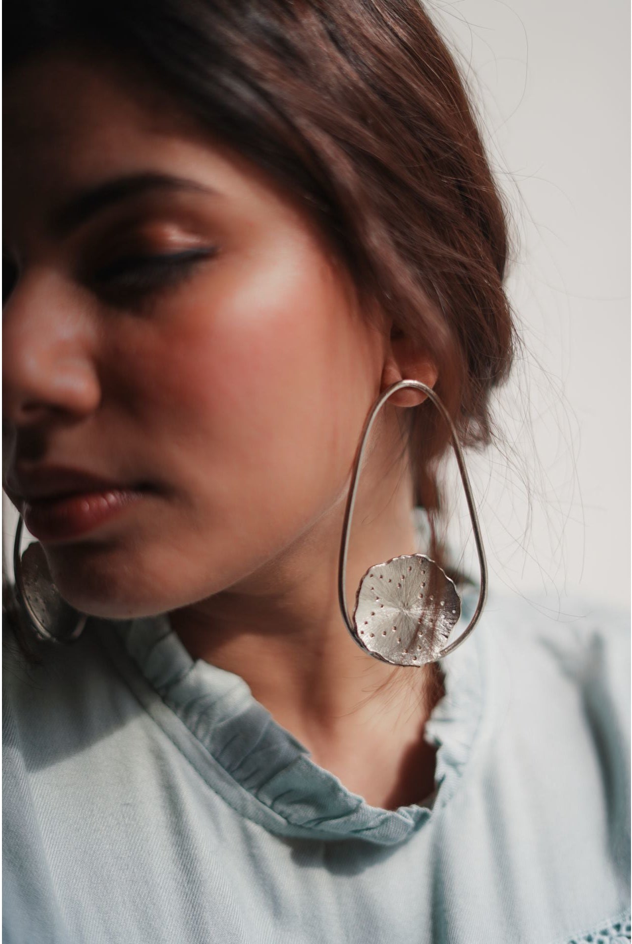 Oval Mogra Solids in Silver - CiceroniAarjavee