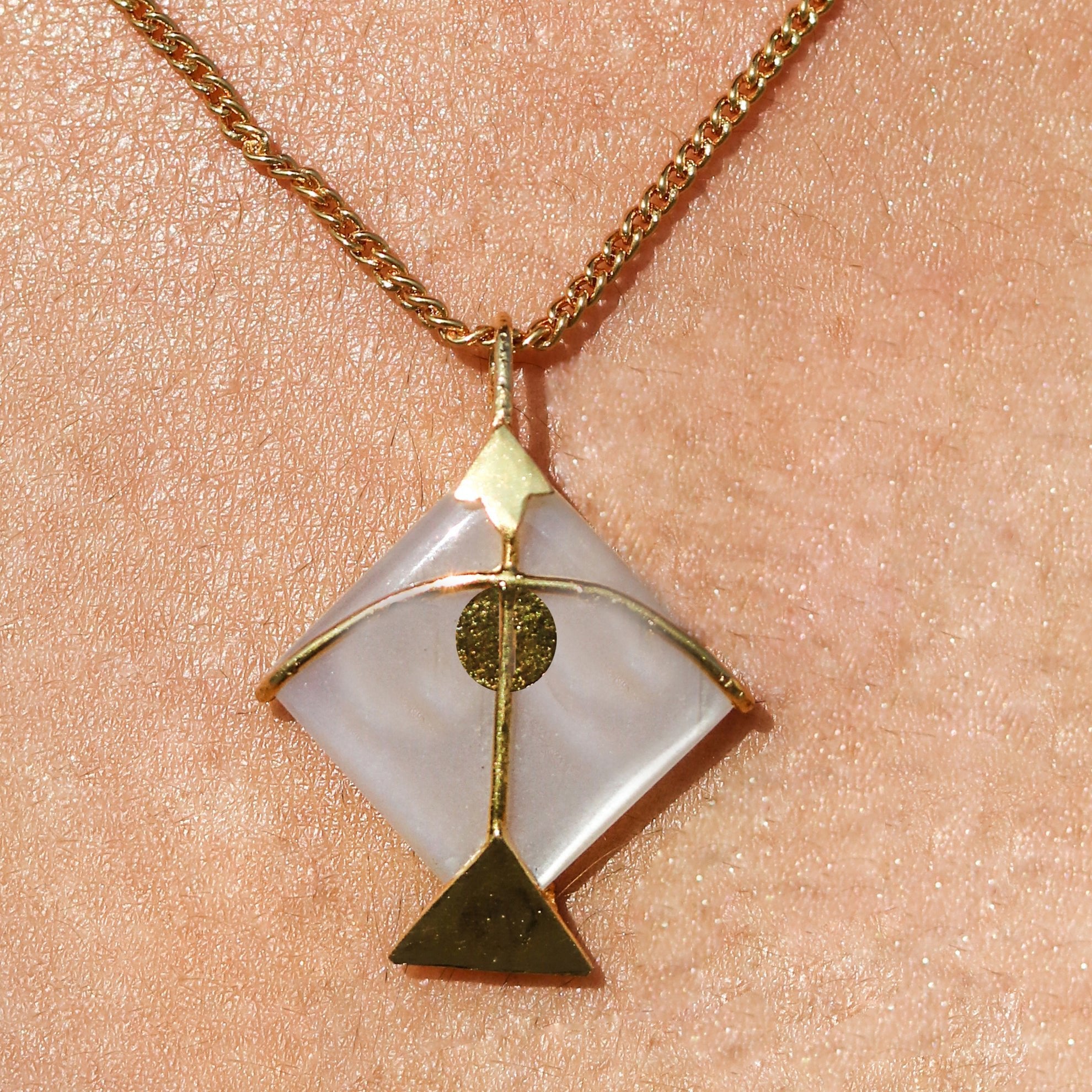 PATANG One Eye Moonstone Pendant - CiceroniBaka