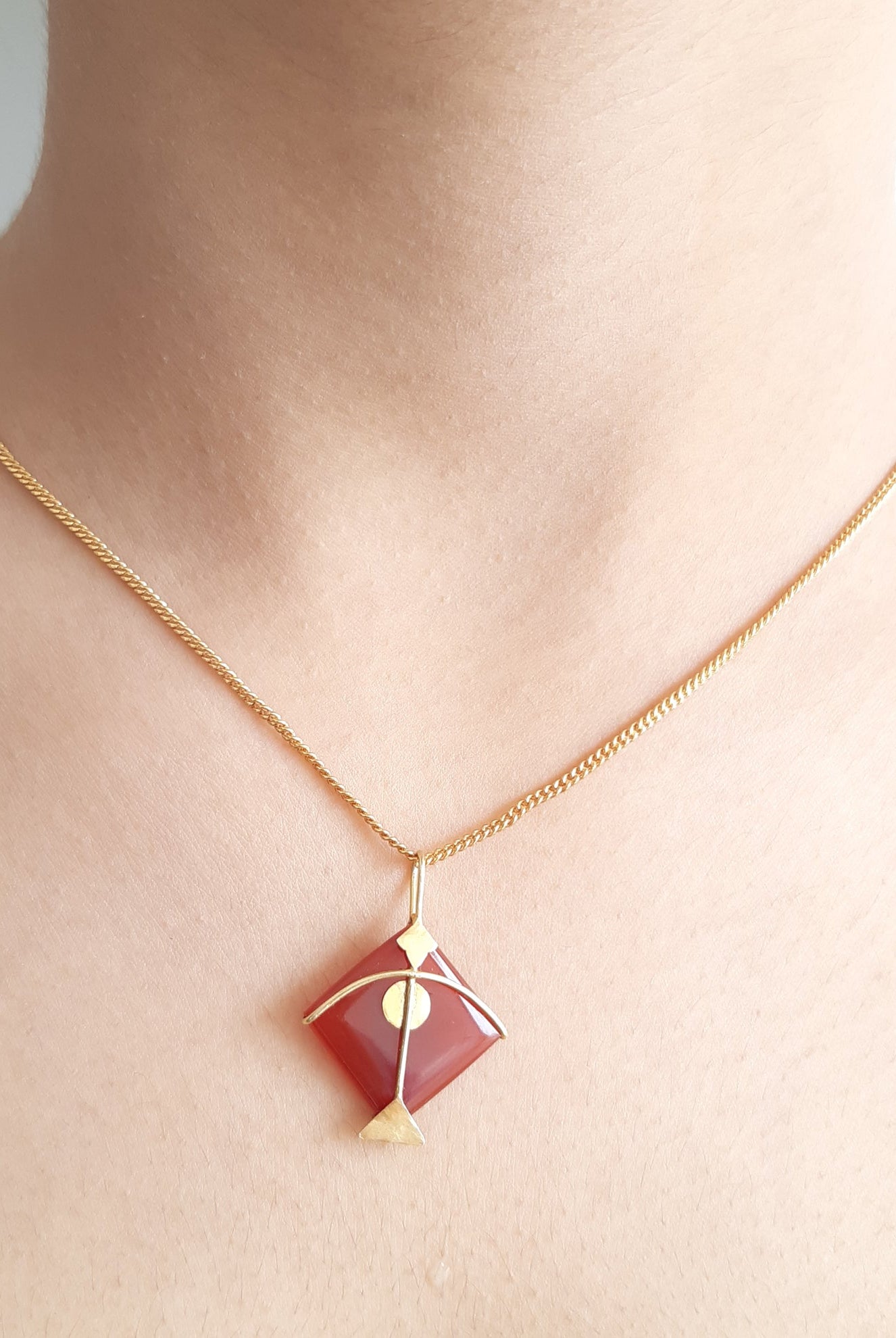 PATANG Red Onyx Pendant - CiceroniBaka