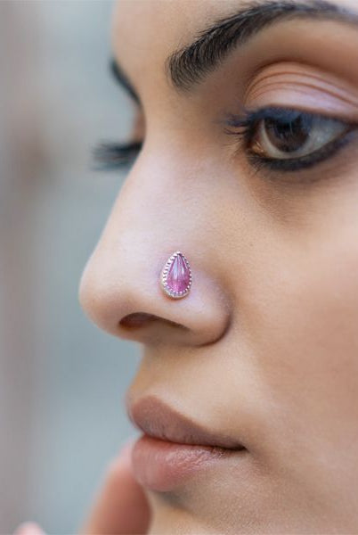 Pichwai Amethyst Bud Nose Pin - CiceroniBaka